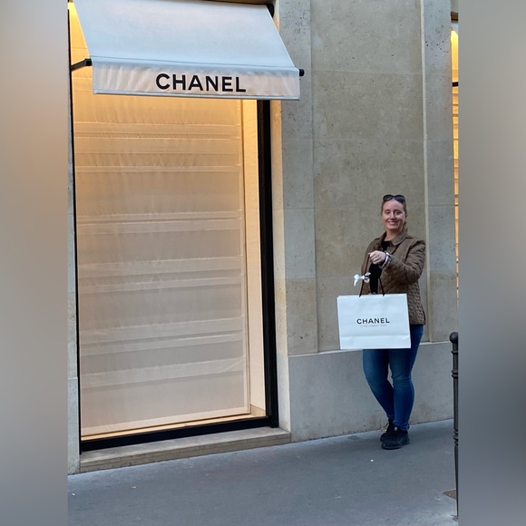 🛑SOLD🛑 CHANEL
Classic Caviar Medium Double Flap Bag 🔥 - Picture 11 of 11